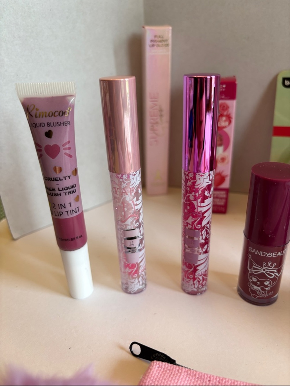 16 piece Pink Beauty Bundle - Picture 10 of 13